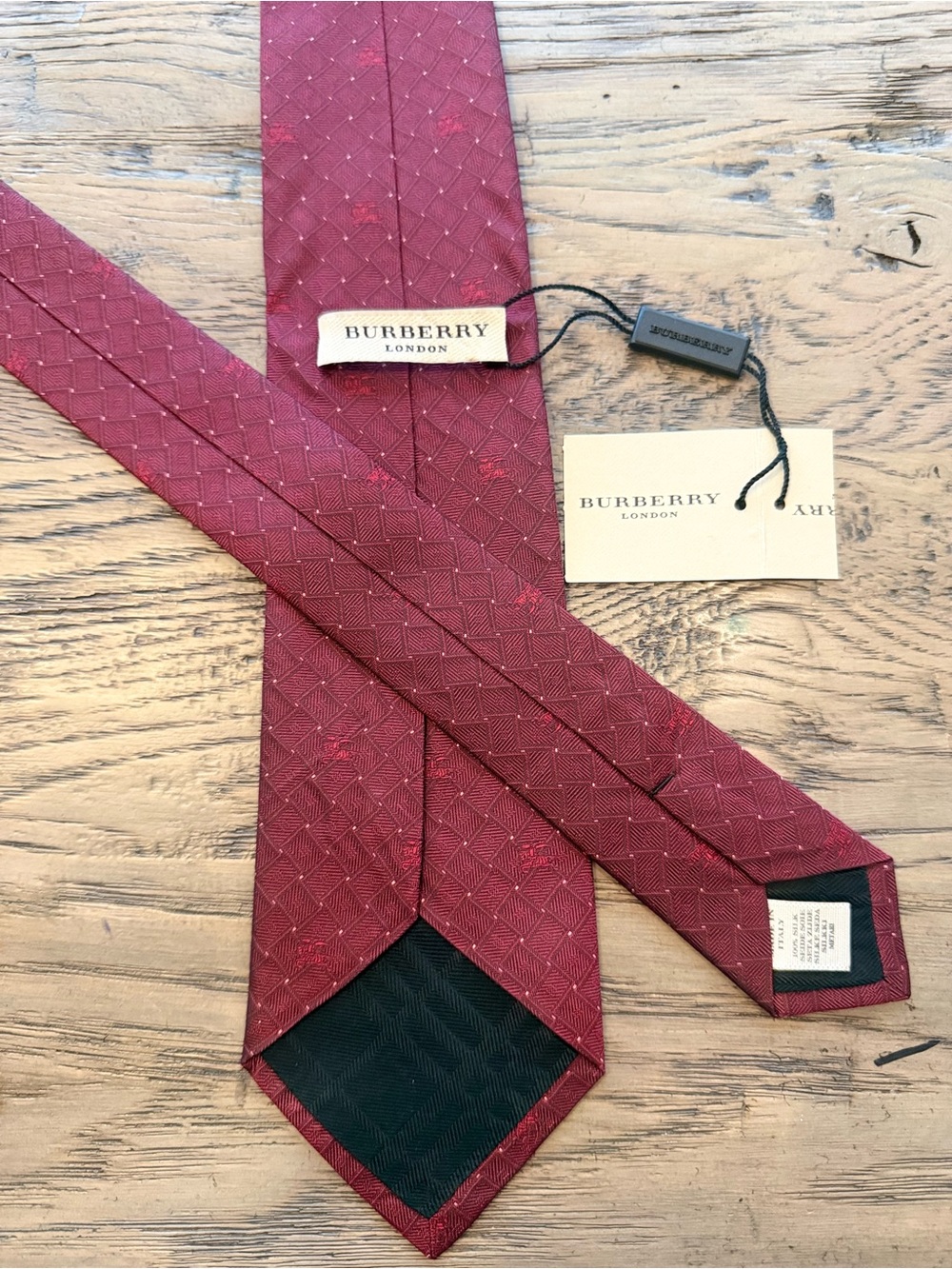 Burberry London Men's Red Textured Silk Tie